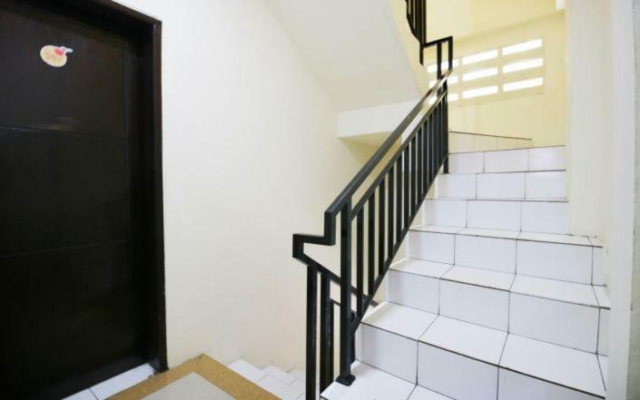 Kamar Keluarga Mangga Besar Hotel Jakarta Exterior photo